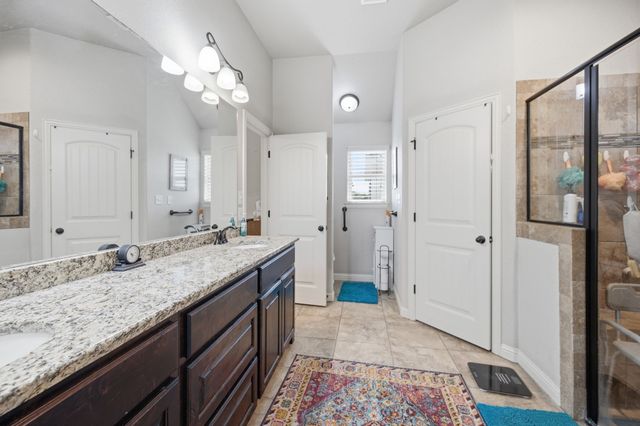 134 Donna Circle, Granbury, TX 76049