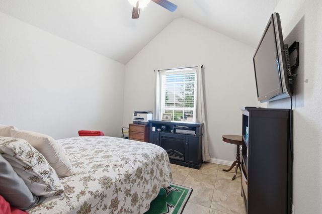 134 Donna Circle, Granbury, TX 76049