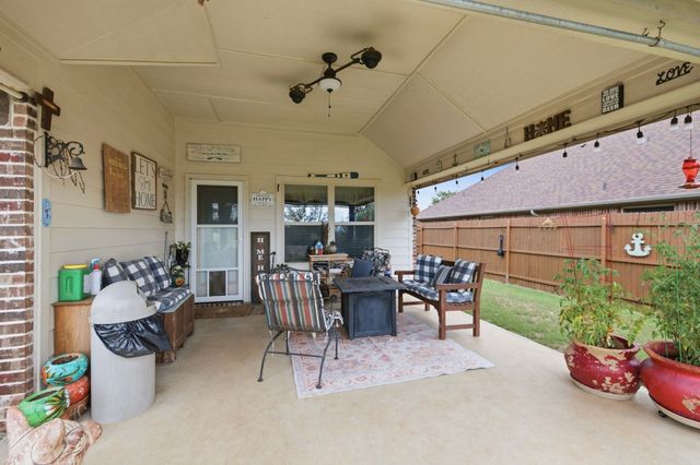134 Donna Circle, Granbury, TX 76049