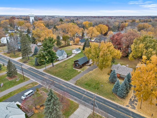 2695 Harvester Avenue E, Maplewood, MN 55119