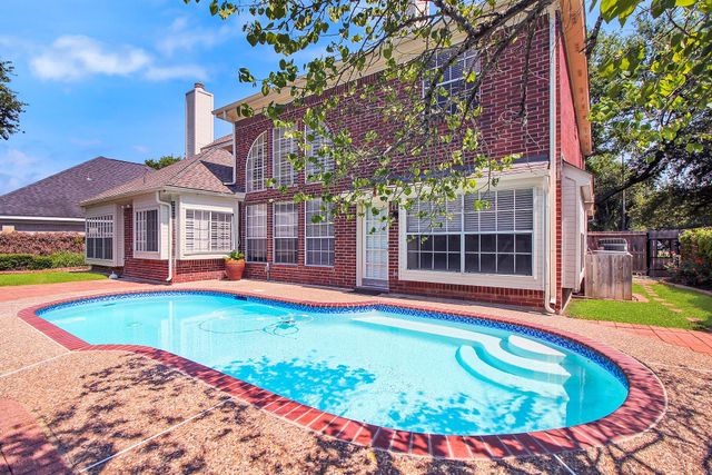 14127 Swallowfield Drive, Houston, TX 77077