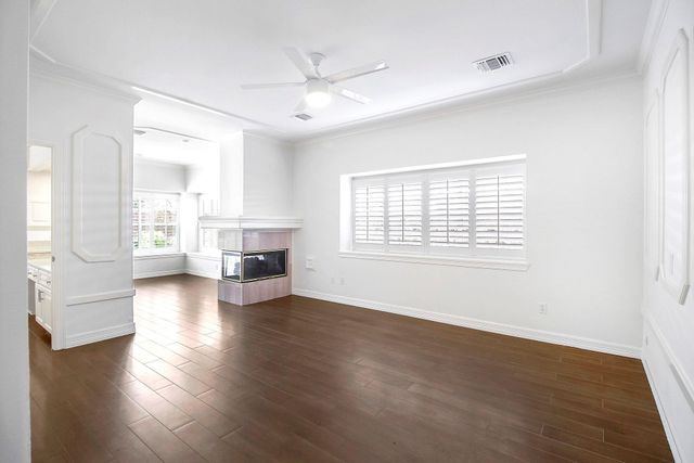 14127 Swallowfield Drive, Houston, TX 77077