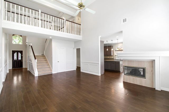 14127 Swallowfield Drive, Houston, TX 77077