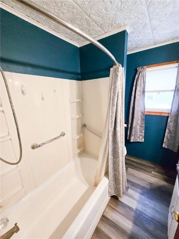 6 Maple Street, Auburn, NY 13021