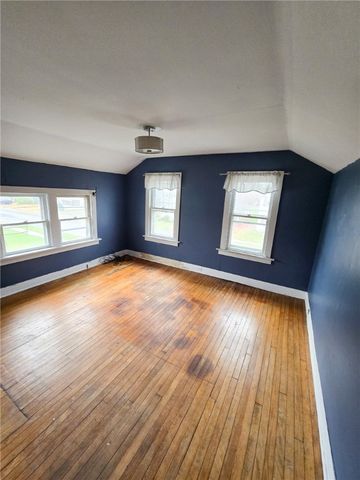 6 Maple Street, Auburn, NY 13021