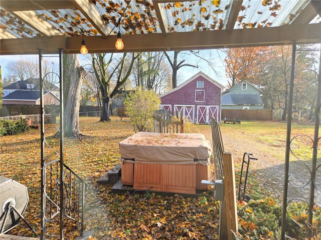 6 Maple Street, Auburn, NY 13021