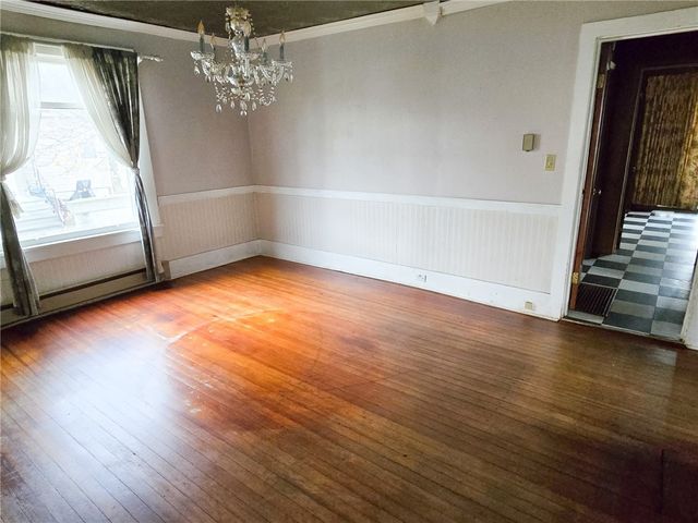 6 Maple Street, Auburn, NY 13021