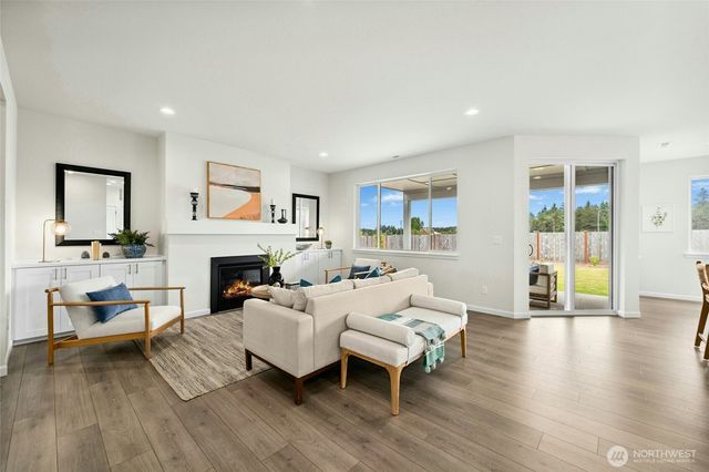 1713 147th Street S, Spanaway, WA 98387