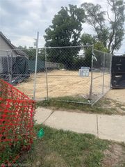 1155 E Lincoln Street, Birmingham, MI 48009