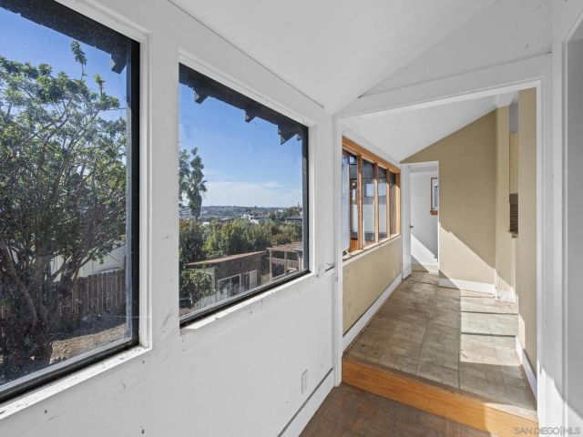 1827 Puterbaugh St, San Diego, CA 92103