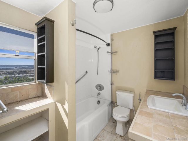 1827 Puterbaugh St, San Diego, CA 92103