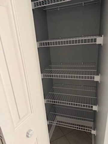 200 N Addison Avenue 206, Elmhurst, IL 60126