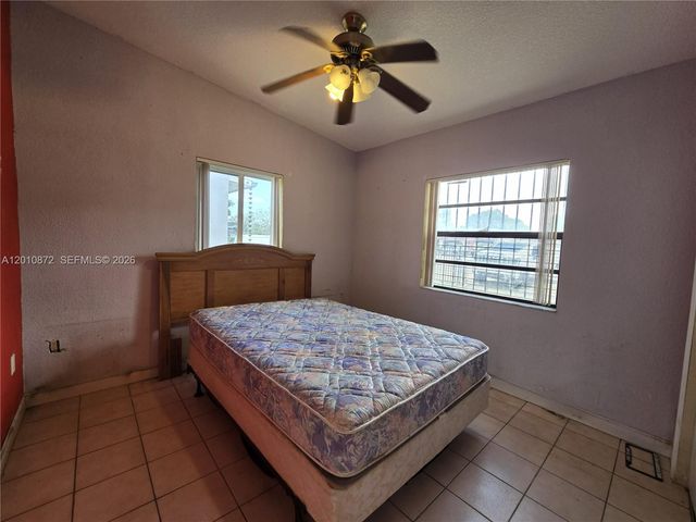 1051 E 18th St, Hialeah, FL 33013