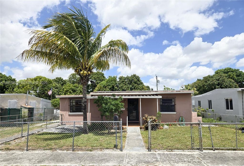 1051 E 18th St, Hialeah, FL 33013