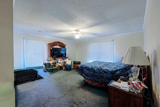 6652 Old Mullins Rd., Nichols, SC 29581