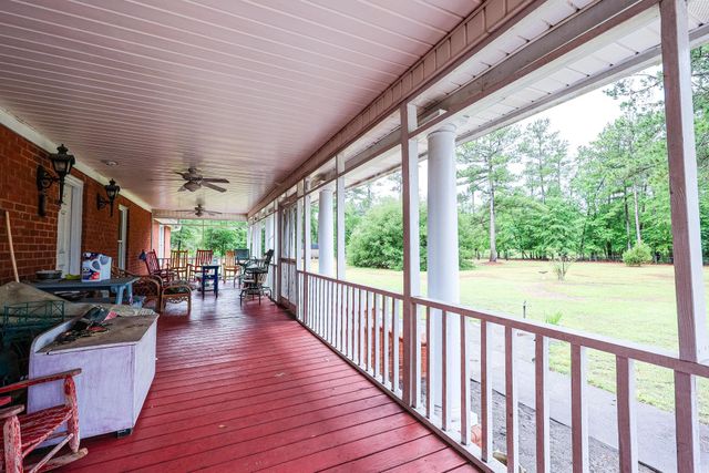 6652 Old Mullins Rd., Nichols, SC 29581
