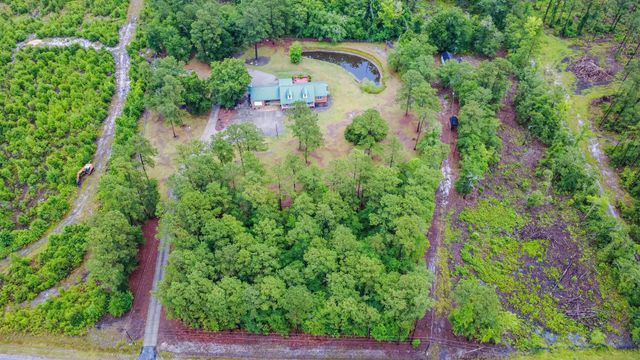 6652 Old Mullins Rd., Nichols, SC 29581