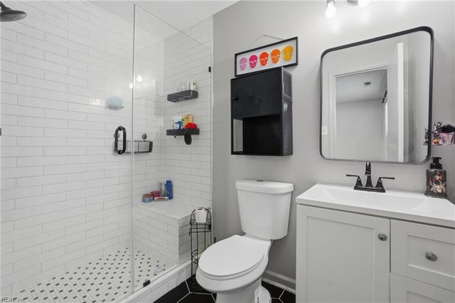 732 Willow Bend DR, Chesapeake, VA 23323