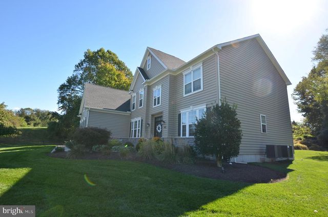 1611 BRACKENVILLE RD, Hockessin, DE 19707
