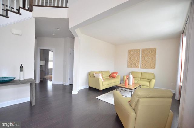 1611 BRACKENVILLE RD, Hockessin, DE 19707