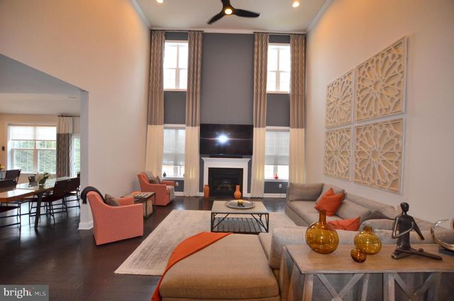 1611 BRACKENVILLE RD, Hockessin, DE 19707