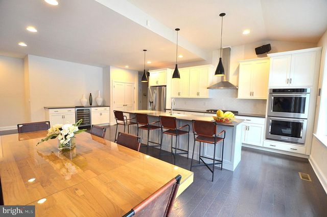 1611 BRACKENVILLE RD, Hockessin, DE 19707