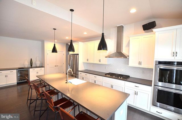 1611 BRACKENVILLE RD, Hockessin, DE 19707