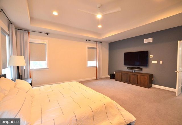 1611 BRACKENVILLE RD, Hockessin, DE 19707