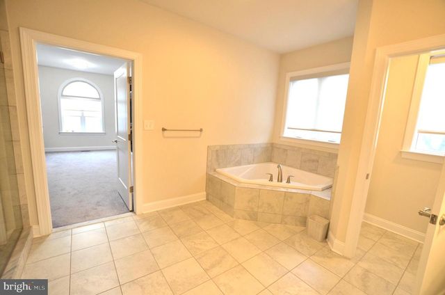 1611 BRACKENVILLE RD, Hockessin, DE 19707