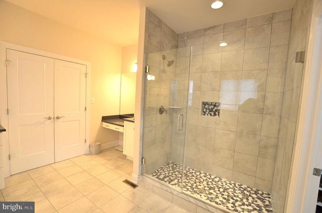 1611 BRACKENVILLE RD, Hockessin, DE 19707