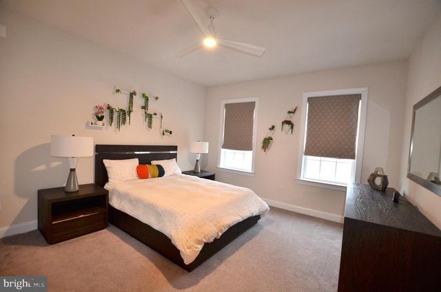 1611 BRACKENVILLE RD, Hockessin, DE 19707