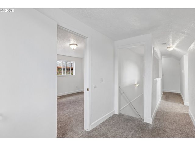 11570 Se VERNS Way, Happy Valley, OR 97086