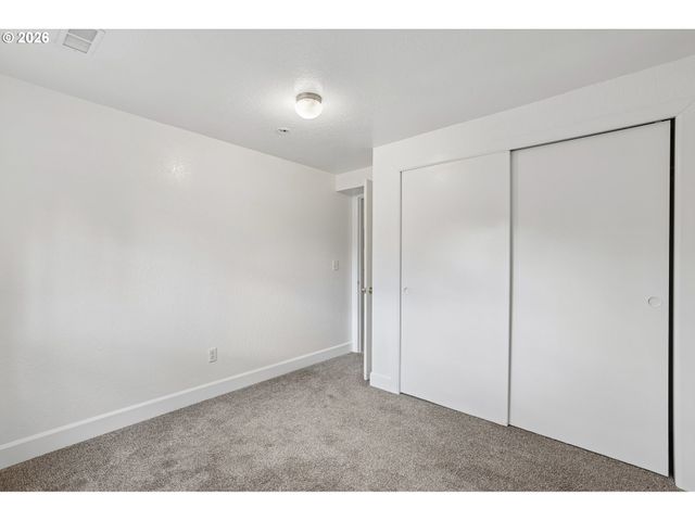 11570 Se VERNS Way, Happy Valley, OR 97086