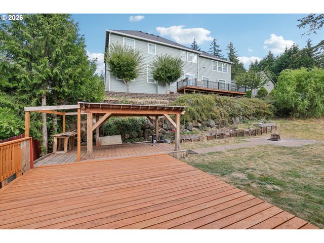 11570 Se VERNS Way, Happy Valley, OR 97086