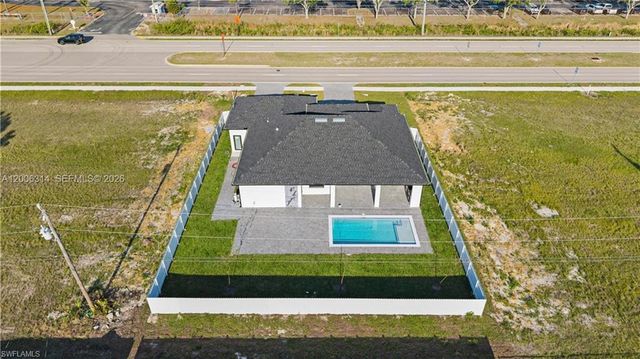 628 Chiquita BLVD N, Cape Coral, FL 33993