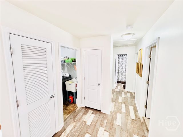 1216 St James Pl, Loganville, GA 30052