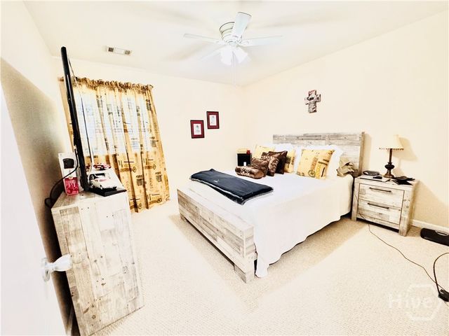 1216 St James Pl, Loganville, GA 30052