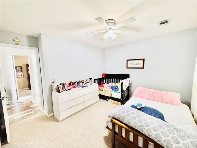 1216 St James Pl, Loganville, GA 30052