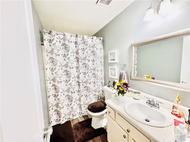 1216 St James Pl, Loganville, GA 30052