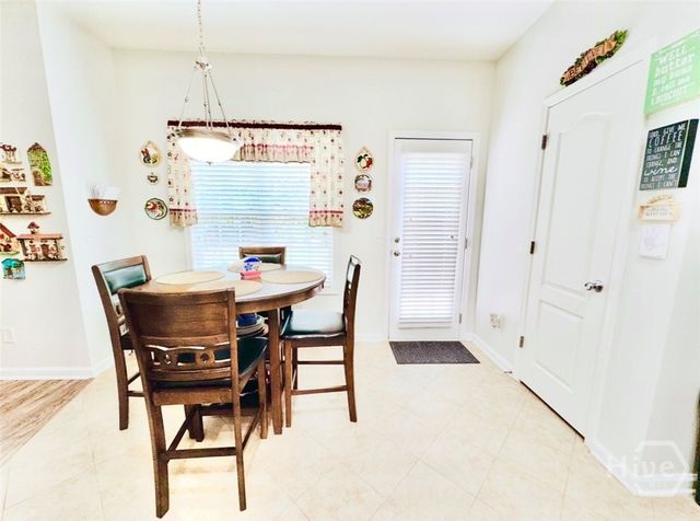 1216 St James Pl, Loganville, GA 30052