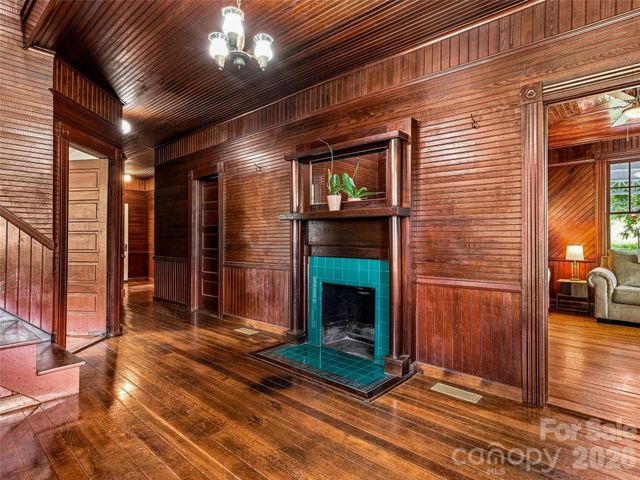 5 Clarks Cove Road, Leicester, NC 28748