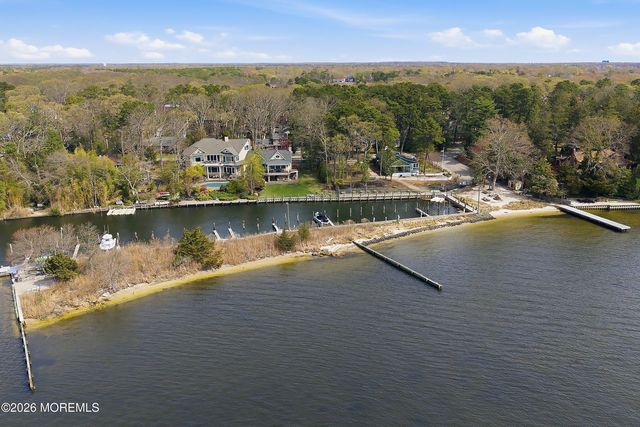 335 Iroquois Drive, Brick, NJ 08724