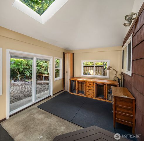 3229 NE 87th Street, Seattle, WA 98115