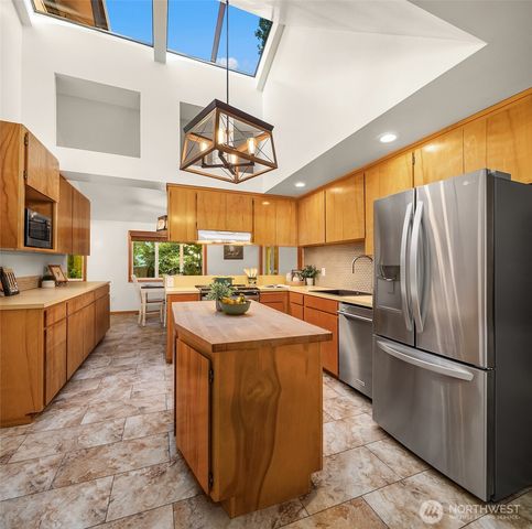 3229 NE 87th Street, Seattle, WA 98115