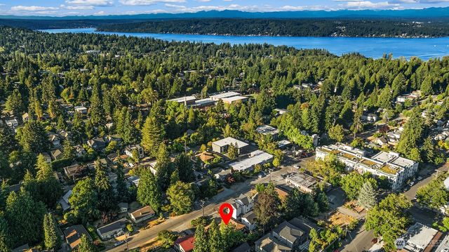 3229 NE 87th Street, Seattle, WA 98115
