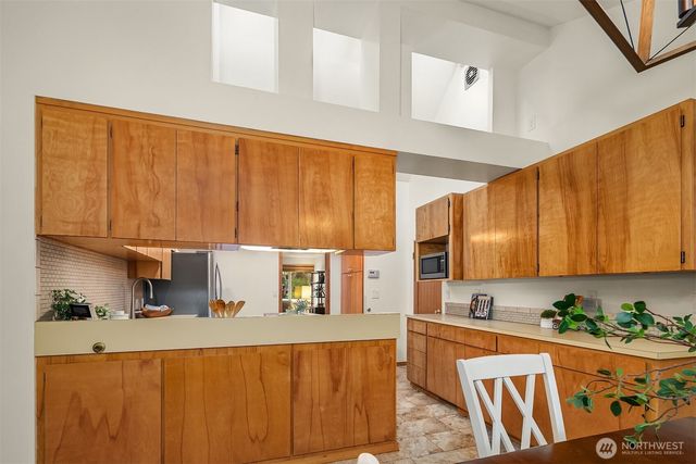 3229 NE 87th Street, Seattle, WA 98115