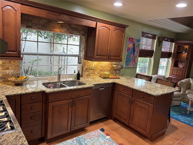 61 Via Del Corso -, Palm Beach Gardens, FL 33418