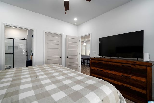 381 SHILOH CREEK DRIVE, Calera, AL 35040