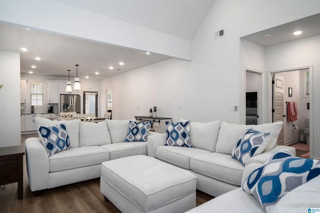 381 SHILOH CREEK DRIVE, Calera, AL 35040