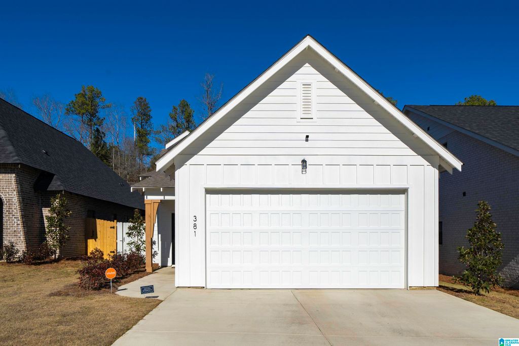 381 SHILOH CREEK DRIVE, Calera, AL 35040